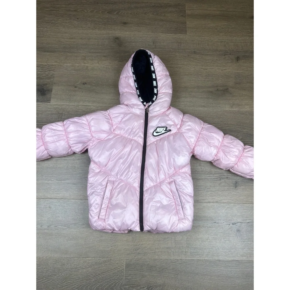 Nike Girls Pink Puffer Jacket Fleece Lined Hooded Winter Coat Size 6 5-6 Yrs